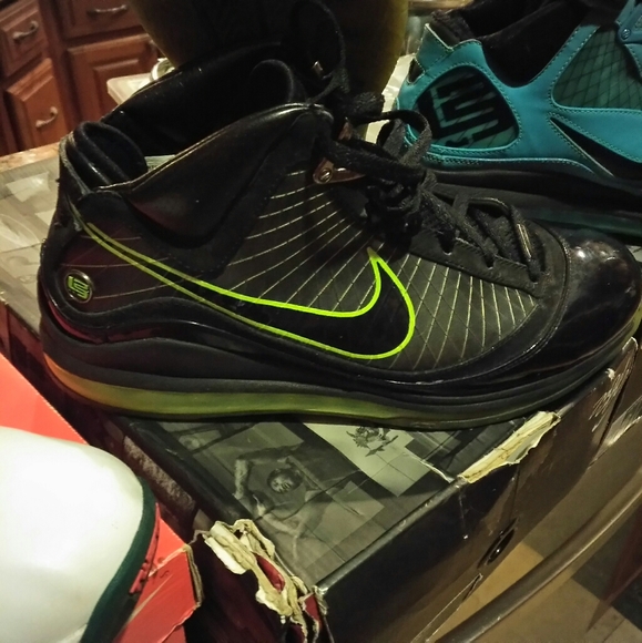 lebron 7 dunkman